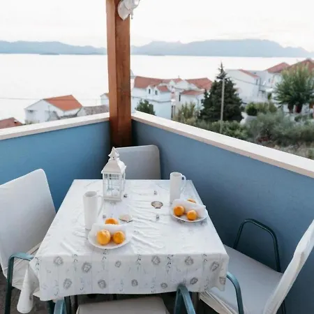 By The Sea Komarna, Neretva Delta - Usce Neretve - 21938 * Klek