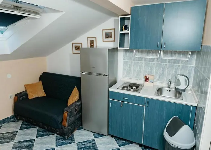 By The Sea Komarna, Neretva Delta - Usce Neretve - 21938 * Klek